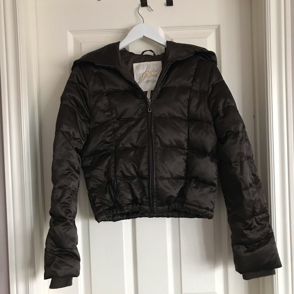 GUESS Cropped Puffer Jacket